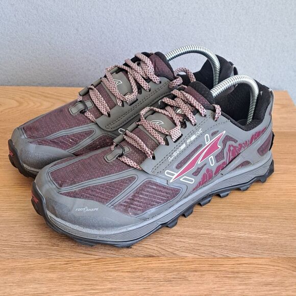 Altra Women’s 8 Lone Peak 4 Trail Running Shoes Gray Purple Hiking Sneakers - Picture 1 of 12